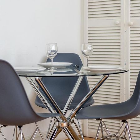 Soho Apartment Sleeps 4, Covent Garden & Leicester Square Londra Esterno foto